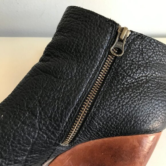 Kork-Ease Black Pebble Leather Natalya Wedge Ankle Boot Size 8.5 - Picture 5 of 9